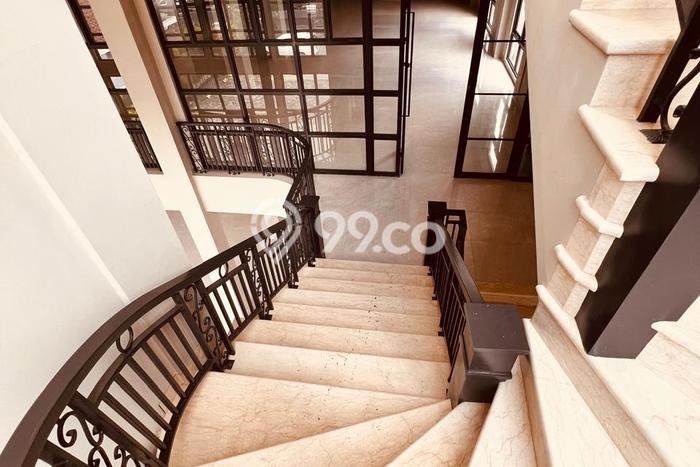 Komersial Dijual di Bandung LT 1082m2 & LB 800m2 Lokasi Terbaik! Komersial Dijual di Bandung LT 1082m2 & LB 800m2 Lokasi Terbaik!