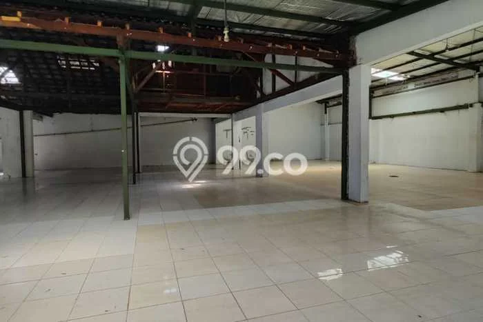 Gudang Strategis di Holis Cigondewah, Luas 500m2m², Lokasi Bisnis, Ramai Gudang Strategis di Holis Cigondewah, Luas 500m2m², Lokasi Bisnis, Ramai