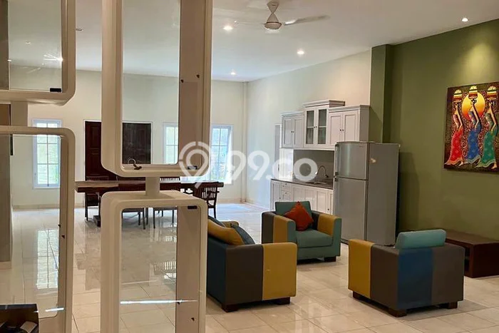 Rumah di , Luas 500m2m², Bangunan 600m2m² Rumah di , Luas 500m2m², Bangunan 600m2m²