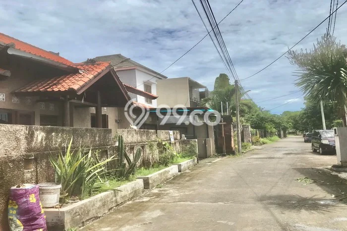 Rumah Mewah LB 420m2 Siap Huni Desain Elegan di Jimbaran, Badung Rumah Mewah LB 420m2 Siap Huni Desain Elegan di Jimbaran, Badung