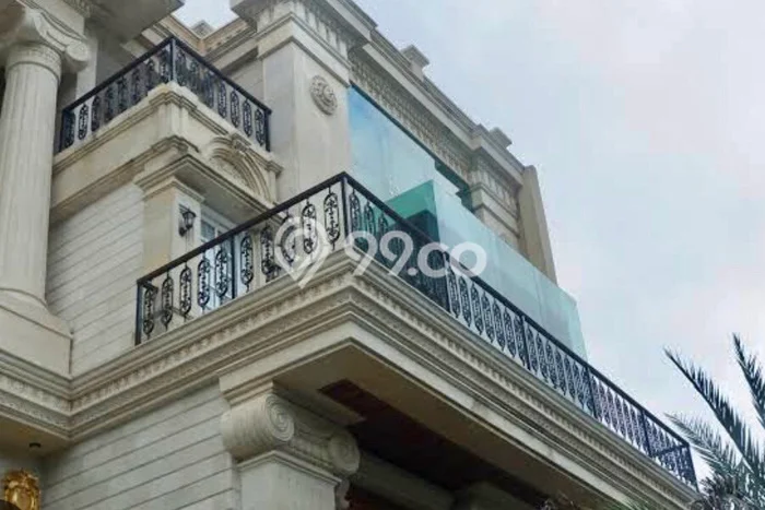 Ruko Lokasi Strategis Kawasan , Luas 72m2m², Disewakan, Area Bisnis Ruko Lokasi Strategis Kawasan , Luas 72m2m², Disewakan, Area Bisnis