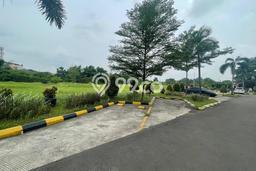 Lahan Kosong Dijual di Cikarang Utara, Bekasi, Luas 8668m2 Area Strategis Lahan Kosong Dijual di Cikarang Utara, Bekasi, Luas 8668m2 Area Strategis