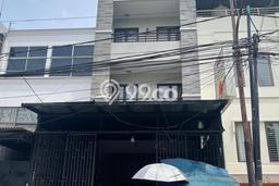 Ruko Dijual di Jakarta Utara LT 112m2 & LB 450m2 Lokasi Terbaik! Ruko Dijual di Jakarta Utara LT 112m2 & LB 450m2 Lokasi Terbaik!