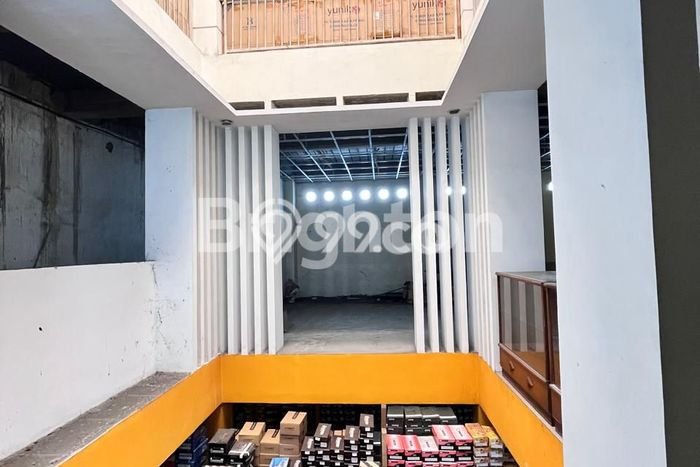 For Rent Ruko di Batu, Luas 1300m2m², Area Strategis, Ready Untuk Dipakai For Rent Ruko di Batu, Luas 1300m2m², Area Strategis, Ready Untuk Dipakai