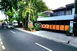 Rumah Luxury Modern Tanpa Renovasi di Jati Padang Jakarta Selatan Rumah Luxury Modern Tanpa Renovasi di Jati Padang Jakarta Selatan