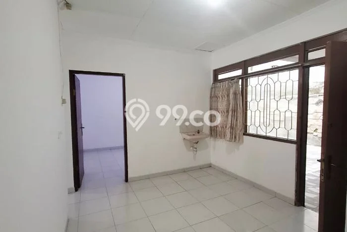 Disewakan! Rumah 4 Kamar Tidur &
3 Kamar Mandi di Mulyosari, Surabaya Disewakan! Rumah 4 Kamar Tidur &
3 Kamar Mandi di Mulyosari, Surabaya