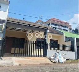 Disewakan Hunian Konsep Modern di Mulyorejo Surabaya dengan 3 KT Disewakan Hunian Konsep Modern di Mulyorejo Surabaya dengan 3 KT