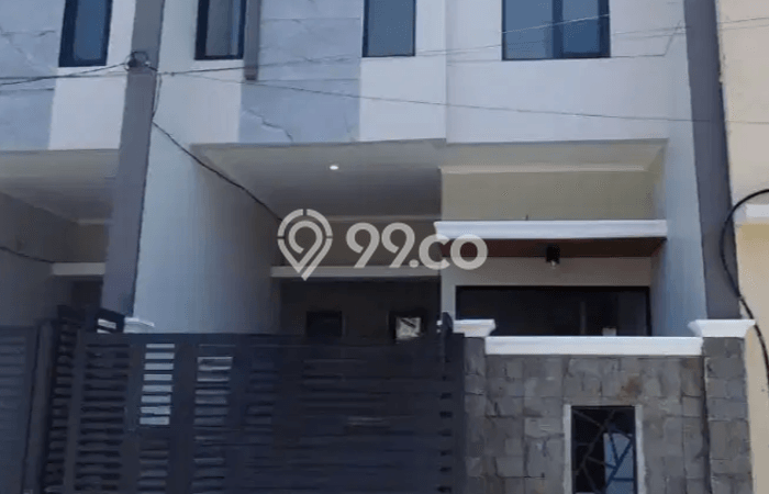 Dijual Cepat Rumah Favorit Siap Huni LB 100m2 di Mulyorejo, Surabaya Dijual Cepat Rumah Favorit Siap Huni LB 100m2 di Mulyorejo, Surabaya