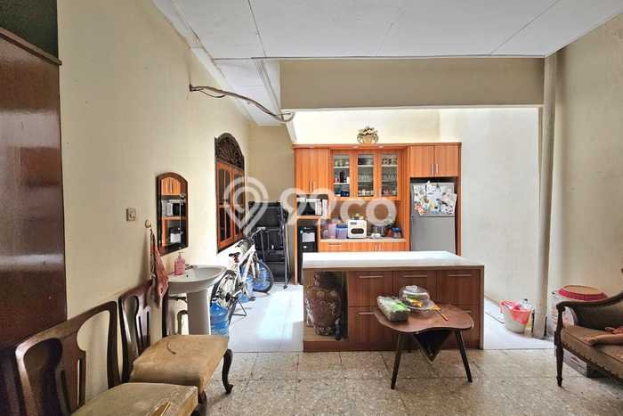 Dijual Rumah Luas Megah Dengan View Cantik di Pulo Asem, Jakarta Timur Dijual Rumah Luas Megah Dengan View Cantik di Pulo Asem, Jakarta Timur