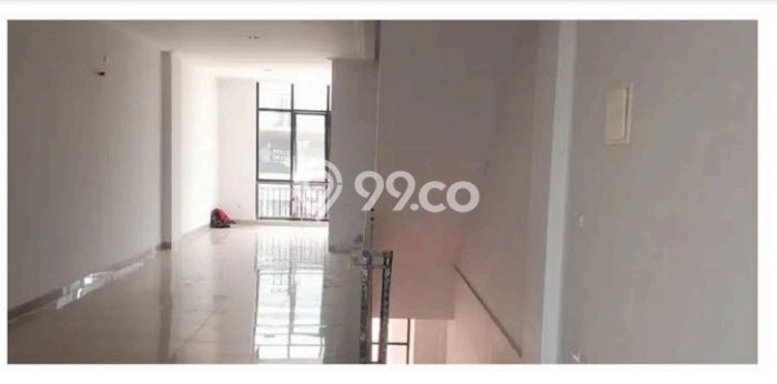 Unit Ruko Dijual di Cakung Jakarta Timur Luas Tanah 104m2, Luas Bangunan 324m2 Unit Ruko Dijual di Cakung Jakarta Timur Luas Tanah 104m2, Luas Bangunan 324m2
