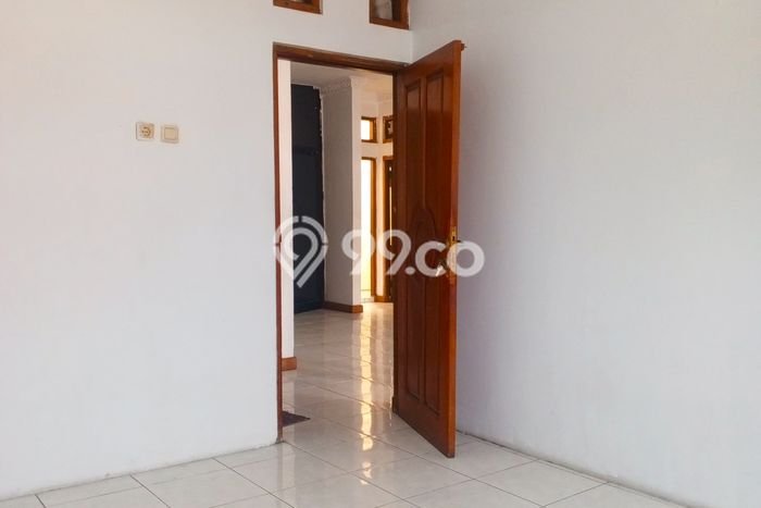 Sewa cepat hunian minimalis lokasi strategis 5 Kamar di Pancoran, Jakarta Selatan Sewa cepat hunian minimalis lokasi strategis 5 Kamar di Pancoran, Jakarta Selatan