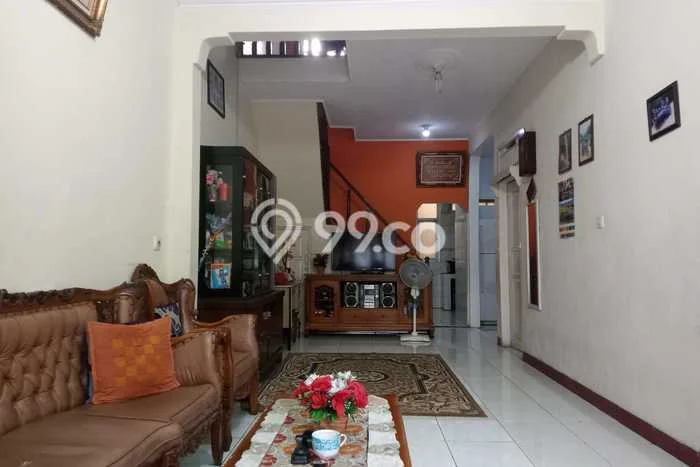 Dijual Hunian Rumah Terawat 4 KT di Cipinang, Jakarta Timur Dijual Hunian Rumah Terawat 4 KT di Cipinang, Jakarta Timur
