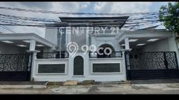 Best Deal Hunian Mewah Ideal dan Luas di Tebet, Jakarta Selatan Best Deal Hunian Mewah Ideal dan Luas di Tebet, Jakarta Selatan