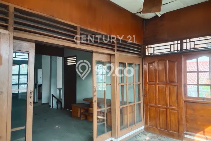 Jual Rumah Luas Elegan Dengan View Eksklusif di Kampung Ambon, Jakarta Timur Jual Rumah Luas Elegan Dengan View Eksklusif di Kampung Ambon, Jakarta Timur