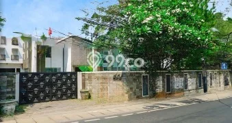 Hunian Eksklusif Siap Huni LT 1493m2 di Mampang Prapatan, Jakarta Selatan Hunian Eksklusif Siap Huni LT 1493m2 di Mampang Prapatan, Jakarta Selatan