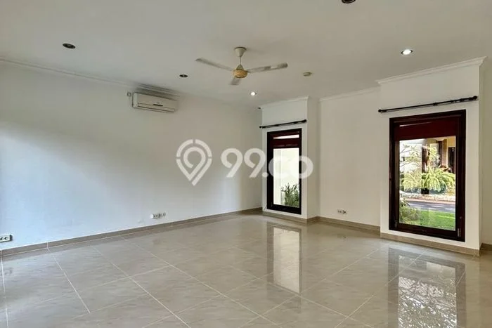 Disewakan Rumah Nyaman di Pejaten Harga Rp 690 Juta/ Tahun Disewakan Rumah Nyaman di Pejaten Harga Rp 690 Juta/ Tahun