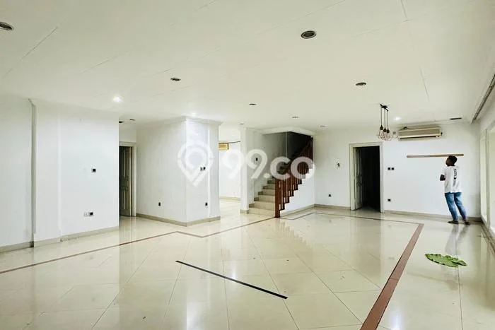 Rumah Sewa Jakarta Selatan LT 680m2 LB 600m2 Area Pejaten Rumah Sewa Jakarta Selatan LT 680m2 LB 600m2 Area Pejaten