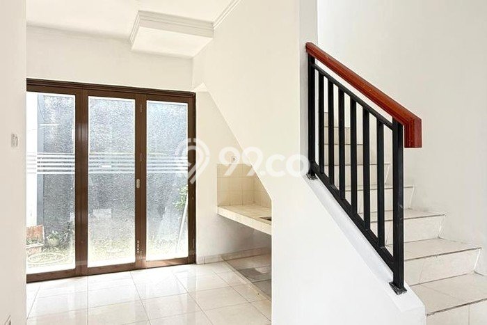 Rumah Modern Minimalis 4 KT Siap Huni di Serpong Utara Rumah Modern Minimalis 4 KT Siap Huni di Serpong Utara