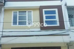Unit Ruko Dijual di Surabaya LT 64m2 & LB 185m2 Unit Ruko Dijual di Surabaya LT 64m2 & LB 185m2