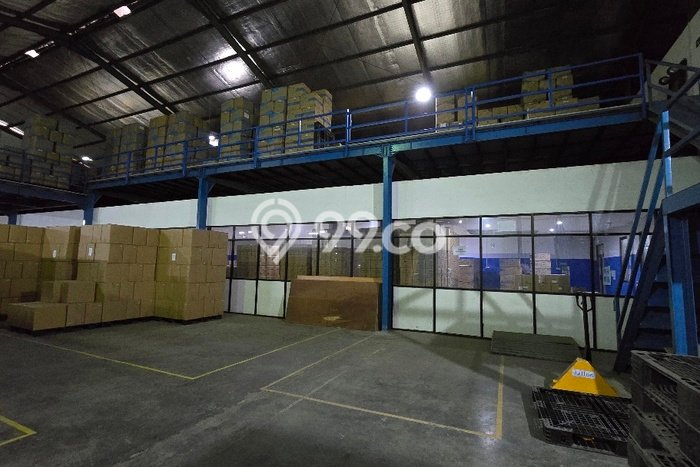 Area Ramai! Pabrik Dijual di Benowo untuk Bisnis Luas Bangunan 1000m2 Area Ramai! Pabrik Dijual di Benowo untuk Bisnis Luas Bangunan 1000m2