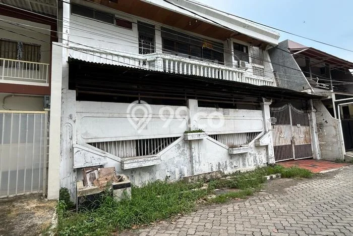 Best Deal Hunian Mewah Ideal dan Luas di Tenggilis Mejoyo, Surabaya Best Deal Hunian Mewah Ideal dan Luas di Tenggilis Mejoyo, Surabaya