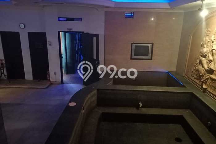 Untuk Dijual! Ruko di Setra Sari Bandung LT 168m2 / LB 650m2 Kawasan Strategis Untuk Dijual! Ruko di Setra Sari Bandung LT 168m2 / LB 650m2 Kawasan Strategis