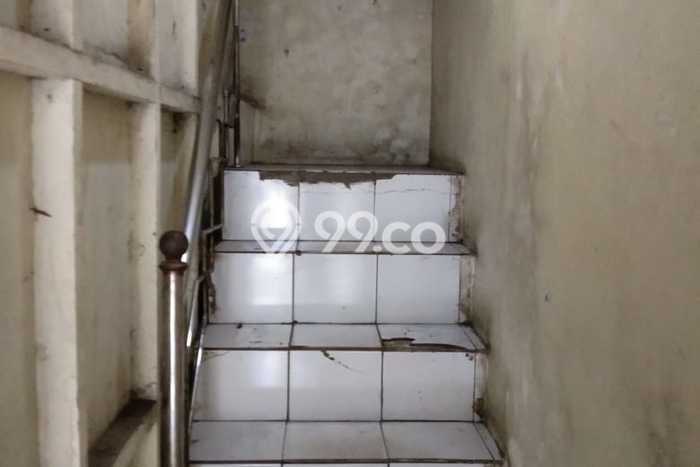 Ruko Bagus LT 80m2 LB 190m2 Dijual di Andir Bandung Ruko Bagus LT 80m2 LB 190m2 Dijual di Andir Bandung