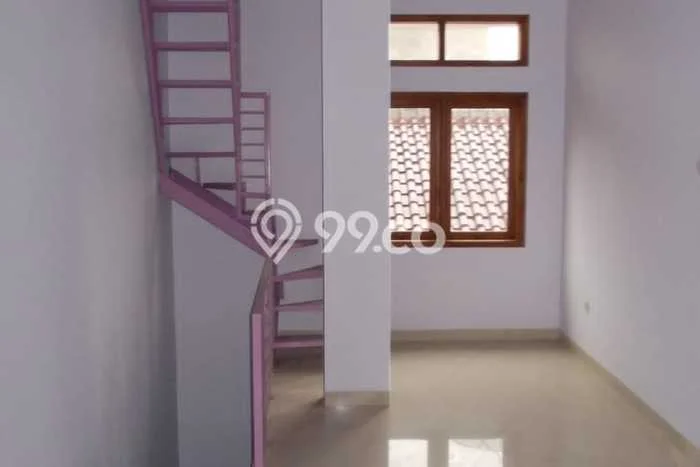 Ruko Dijual di Bandung LT 55m2 & LB 170m2 Lokasi Terbaik! Ruko Dijual di Bandung LT 55m2 & LB 170m2 Lokasi Terbaik!