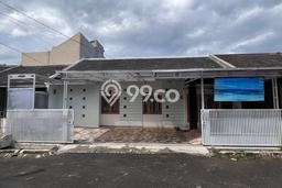 Dijual Cepat Rumah Bagus Siap Huni LB 300m2 di Tarogong Kidul, Garut Dijual Cepat Rumah Bagus Siap Huni LB 300m2 di Tarogong Kidul, Garut