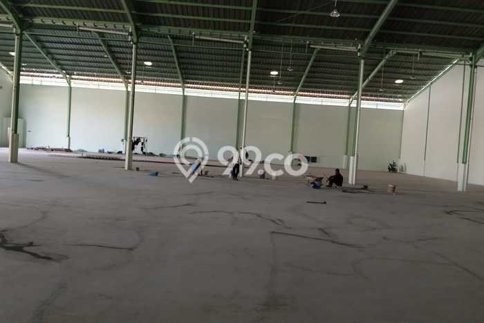 Gudang Disewakan di Area Ramai Sepatan, Tangerang Gudang Disewakan di Area Ramai Sepatan, Tangerang