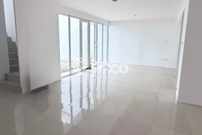 Rumah Cantik Siap Pakai Di Cengkareng Luas 150m2 Lokasi Strategis Rumah Cantik Siap Pakai Di Cengkareng Luas 150m2 Lokasi Strategis