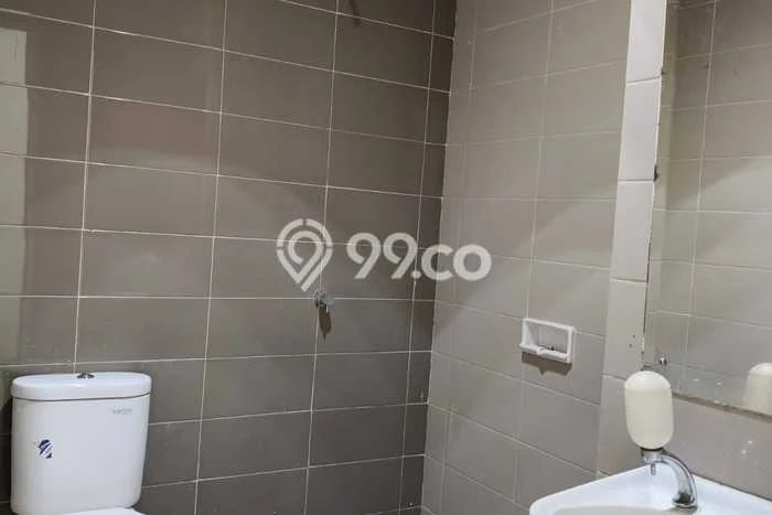 Ruko Dijual di Jakarta Barat LT 67m2 & LB 236m2 Lokasi Terbaik! Ruko Dijual di Jakarta Barat LT 67m2 & LB 236m2 Lokasi Terbaik!