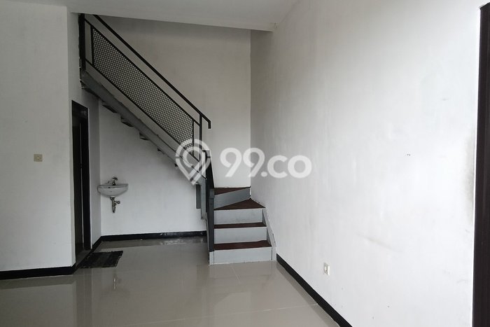 For Rent Gudang di , Luas 515m2m², Lokasi Premium, Siap Untuk Dipakai For Rent Gudang di , Luas 515m2m², Lokasi Premium, Siap Untuk Dipakai