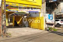 LOKASI STRATEGIS! Ruko Disewakan di Beji, Luas 120m², Area Bisnis LOKASI STRATEGIS! Ruko Disewakan di Beji, Luas 120m², Area Bisnis