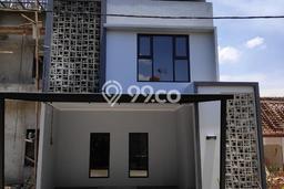 Rumah Ideal bagi Keluarga di Lebak Bulus - 4 KT Rumah Ideal bagi Keluarga di Lebak Bulus - 4 KT