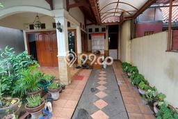 Jual Rumah Luas Elegan Dengan View Cantik di Bukit Duri, Jakarta Selatan Jual Rumah Luas Elegan Dengan View Cantik di Bukit Duri, Jakarta Selatan