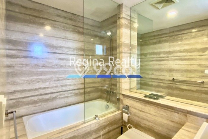 Hunian Strategis 136m2 di Pondok Indah Jakarta Selatan 2 KT Hunian Strategis 136m2 di Pondok Indah Jakarta Selatan 2 KT