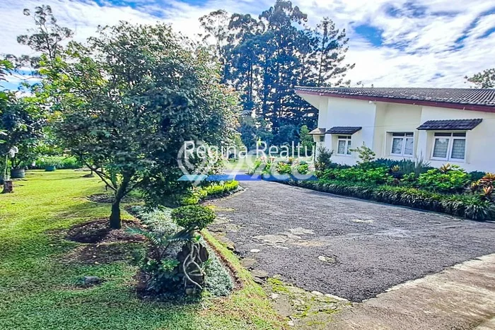 Dijual Rumah Mewah Exclusive di Cipanas, Cianjur Dijual Rumah Mewah Exclusive di Cipanas, Cianjur