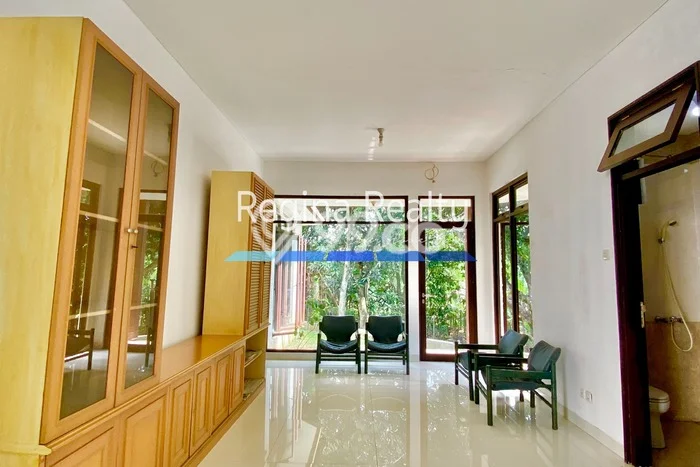 Rumah Disewakan Depok LT 254m2 LB 152m2 Area Krukut Rumah Disewakan Depok LT 254m2 LB 152m2 Area Krukut