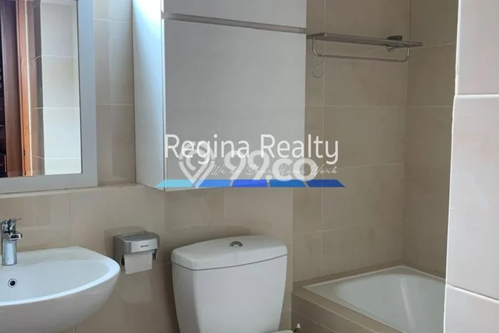 Hunian Apartemen High-Class untuk Dijual di Jakarta Selatan dengan 4 BR & 2 Kamar Mandi Hunian Apartemen High-Class untuk Dijual di Jakarta Selatan dengan 4 BR & 2 Kamar Mandi