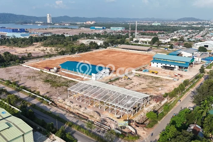 Gudang Dijual di Batam LT 500m2 & LB 300m2 Lokasi Terbaik! Gudang Dijual di Batam LT 500m2 & LB 300m2 Lokasi Terbaik!