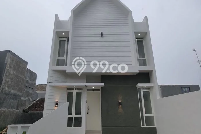 Cocok Untuk Investasi! Dijual Kost di Malang Kota 6 Kamar Cocok Untuk Investasi! Dijual Kost di Malang Kota 6 Kamar