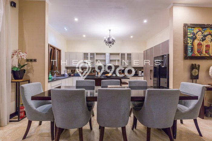 Rumah Luxury Modern Siap Huni di Balangan Badung Rumah Luxury Modern Siap Huni di Balangan Badung