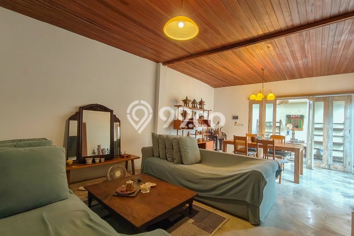 FOR SALE! Vila Kawasan Sukawati, Luas 428m2m², Posisi Strategis FOR SALE! Vila Kawasan Sukawati, Luas 428m2m², Posisi Strategis