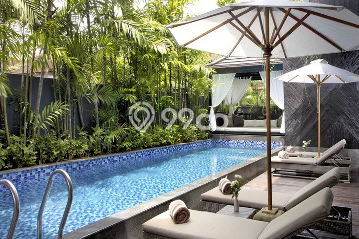 Hunian Mewah LB 250m2 Siap Pakai Desain Elegan di Seminyak, Badung Hunian Mewah LB 250m2 Siap Pakai Desain Elegan di Seminyak, Badung
