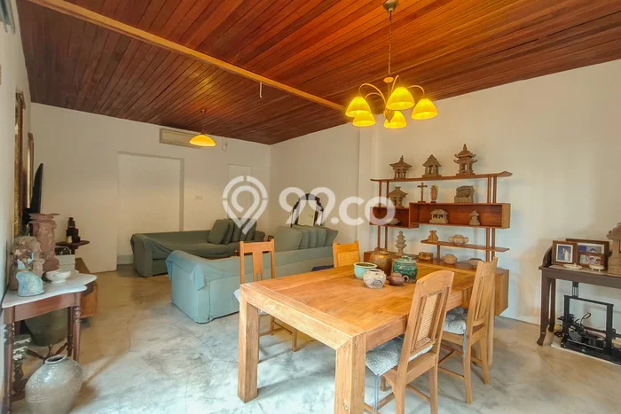 FOR SALE! Vila Kawasan Sukawati, Luas 428m2m², Posisi Strategis FOR SALE! Vila Kawasan Sukawati, Luas 428m2m², Posisi Strategis