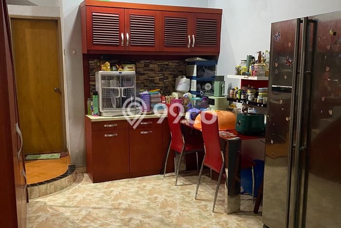 Rumah Murah LT 90m2 di Tomang Lingkungan Asri Rumah Murah LT 90m2 di Tomang Lingkungan Asri