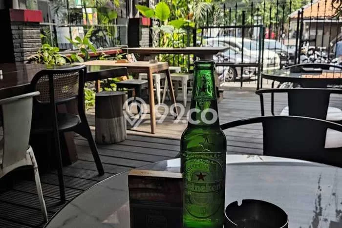 Area Strategis! Disewakan Komersial Lokasi Semarang Selatan, Semarang Cocok untuk Bisnis Area Strategis! Disewakan Komersial Lokasi Semarang Selatan, Semarang Cocok untuk Bisnis