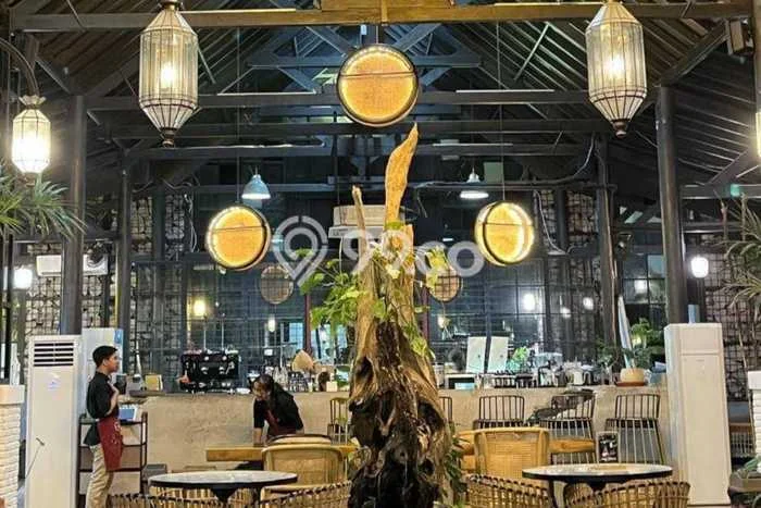 Area Strategis! Disewakan Komersial Lokasi Semarang Selatan, Semarang Cocok untuk Bisnis Area Strategis! Disewakan Komersial Lokasi Semarang Selatan, Semarang Cocok untuk Bisnis