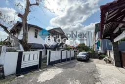 For Sale! Luxury House LT 375m2 Desain Elegan di Batam Centre For Sale! Luxury House LT 375m2 Desain Elegan di Batam Centre